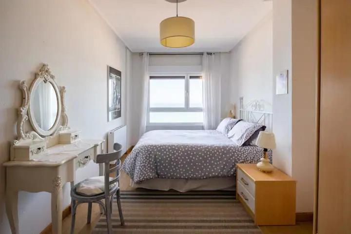 Apartamento Ezcurdia 22 Playa De San Lorenzo Primera Linea Gijón Exteriér fotografie